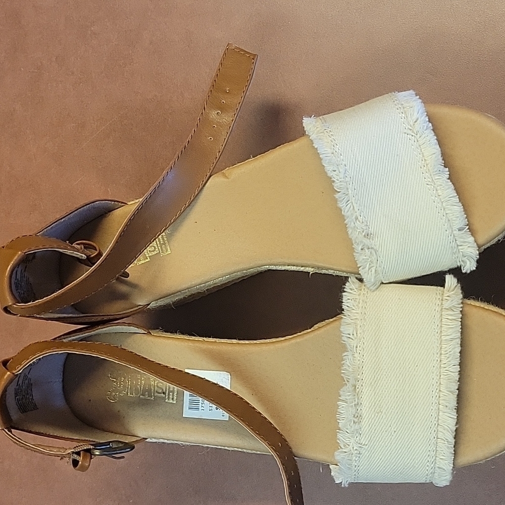 NWT Brash shoes